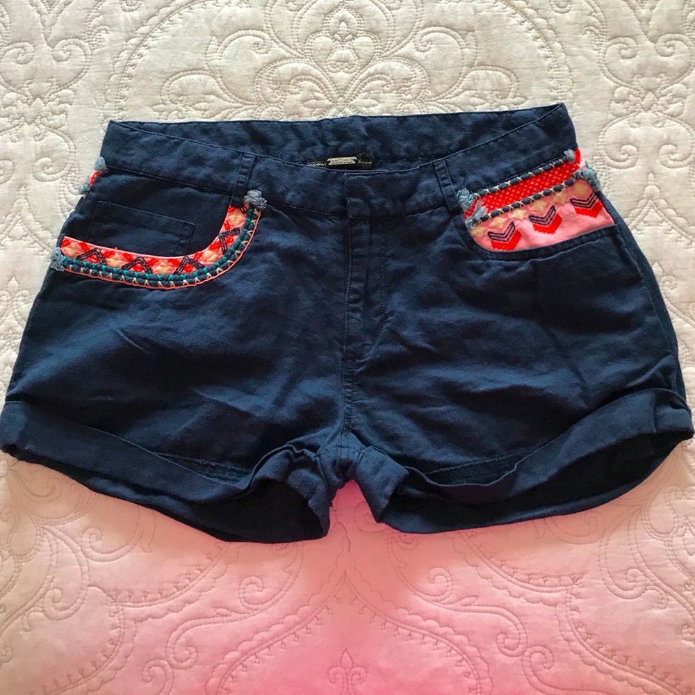 NWOT; Miss Me Shorts. Size S.